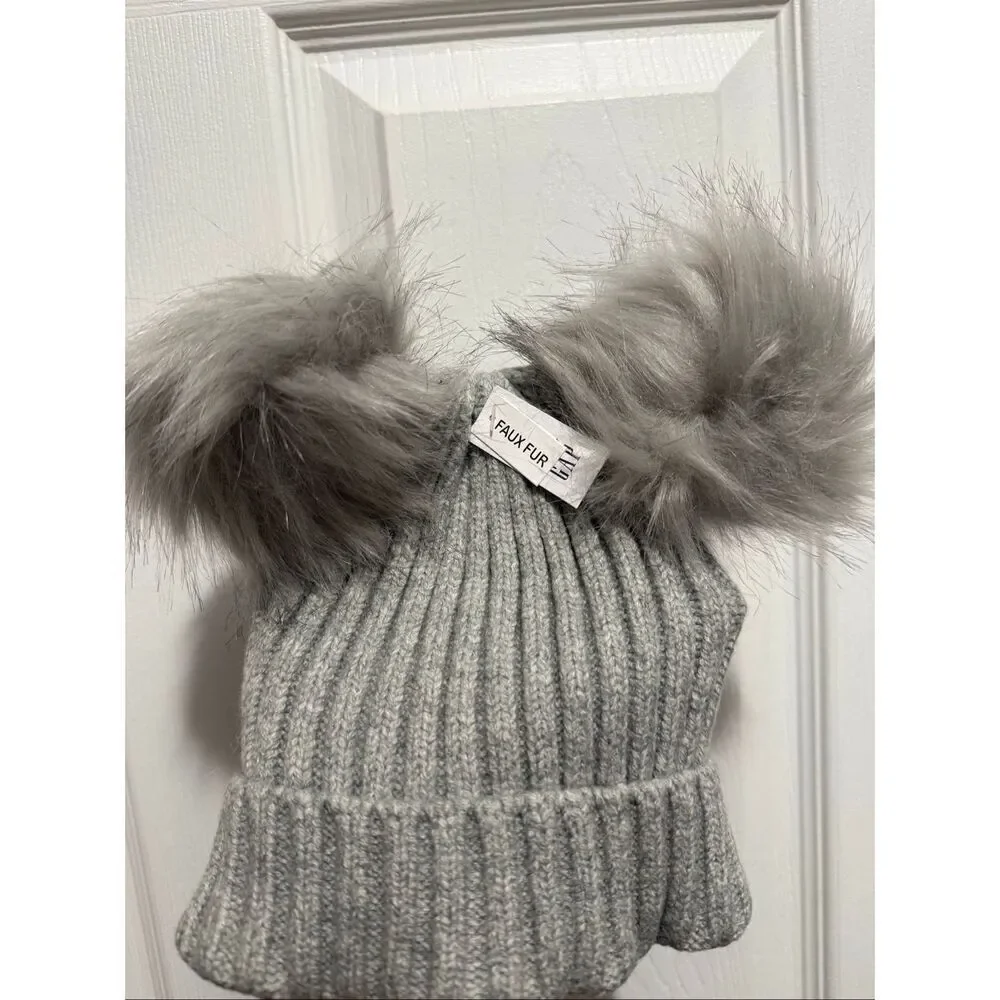 Gap kids gray pom pom beanie